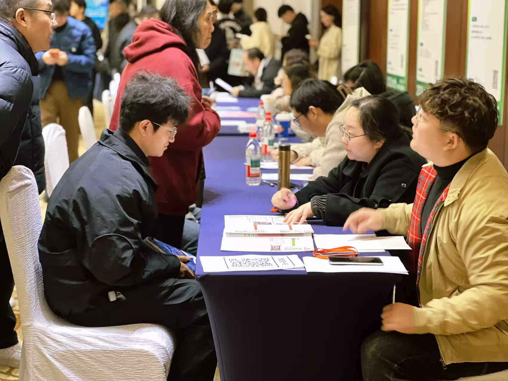 春風(fēng)送崗啟新程陽光太倉向未來——2026太倉春季大型招聘會圓滿落幕